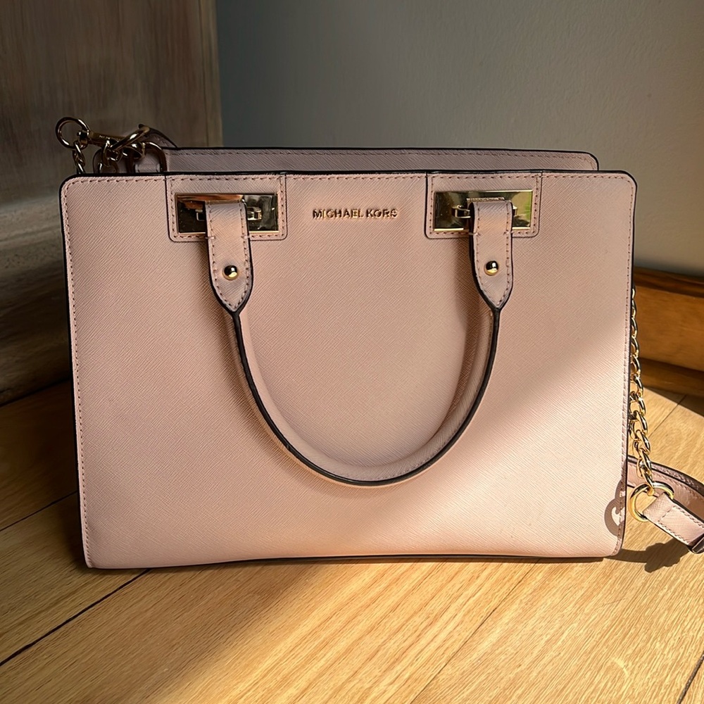 Light Pink Micheal Kors Bag